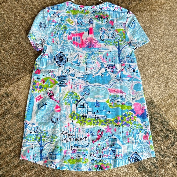 NWT Lilly Pulitzer Etta Lilly Loves Nantucket Whisper Blue Colorful Graphic Top - Picture 14 of 16